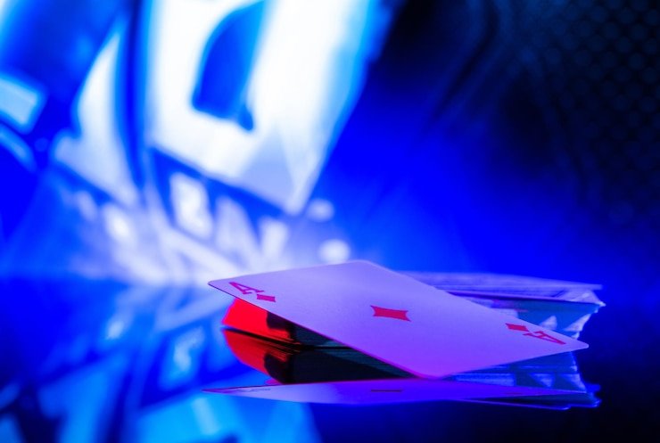 Pengguna dewasa Indonesia berinteraksi dengan platform hiburan digital cb125 secara aman